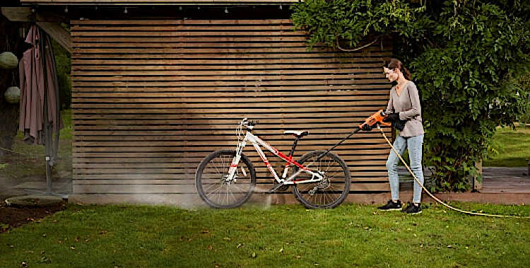 Καθαρισμός με το Πλυστικό Μπαταρίας 18V 2Ah BCPC18B-XJ